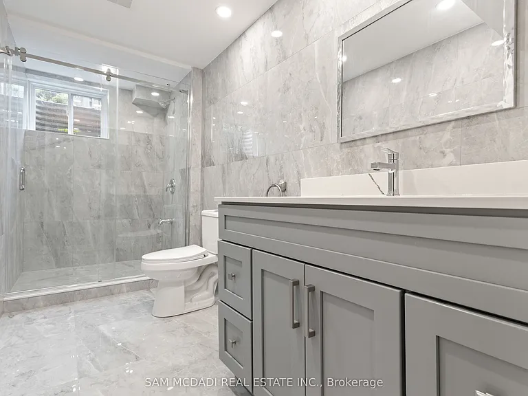 2535 Robin Dr — Photo 35