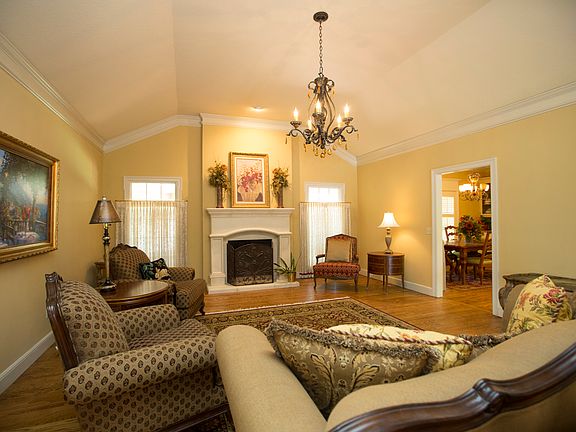 Lovely room for office/formal living