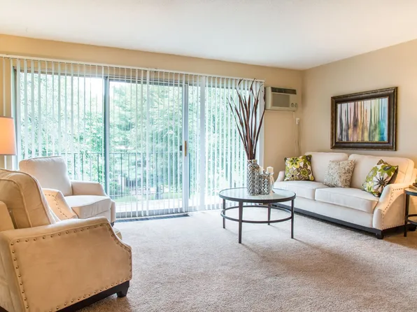 Wheelock Parkway Apartments, 1609 Woodbridge St #1613-204, Saint Paul, MN 55117