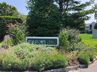 400 Noyac Rd #A4, Southampton, NY 11968