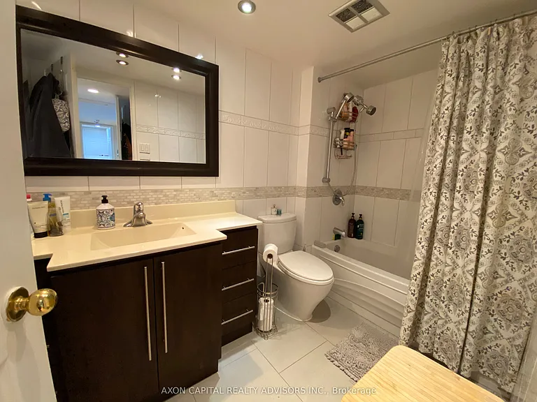 701 King St W #211 — Photo 10