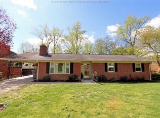1734 Rolling Hills Cir, Charleston, WV 25314