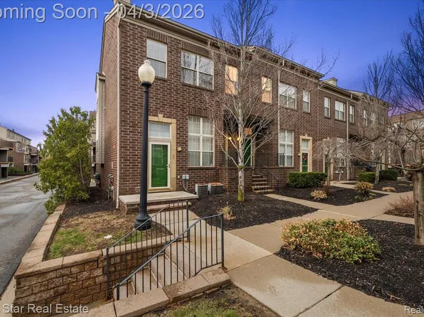 43 Georgetown Ct, Dearborn, MI 48126