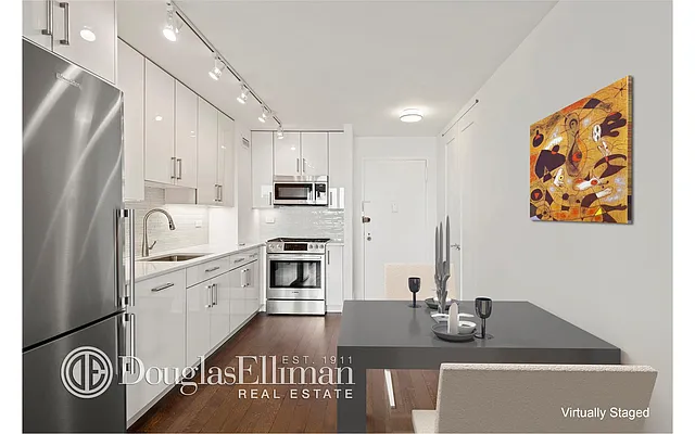 Rented by Douglas Elliman | media 38