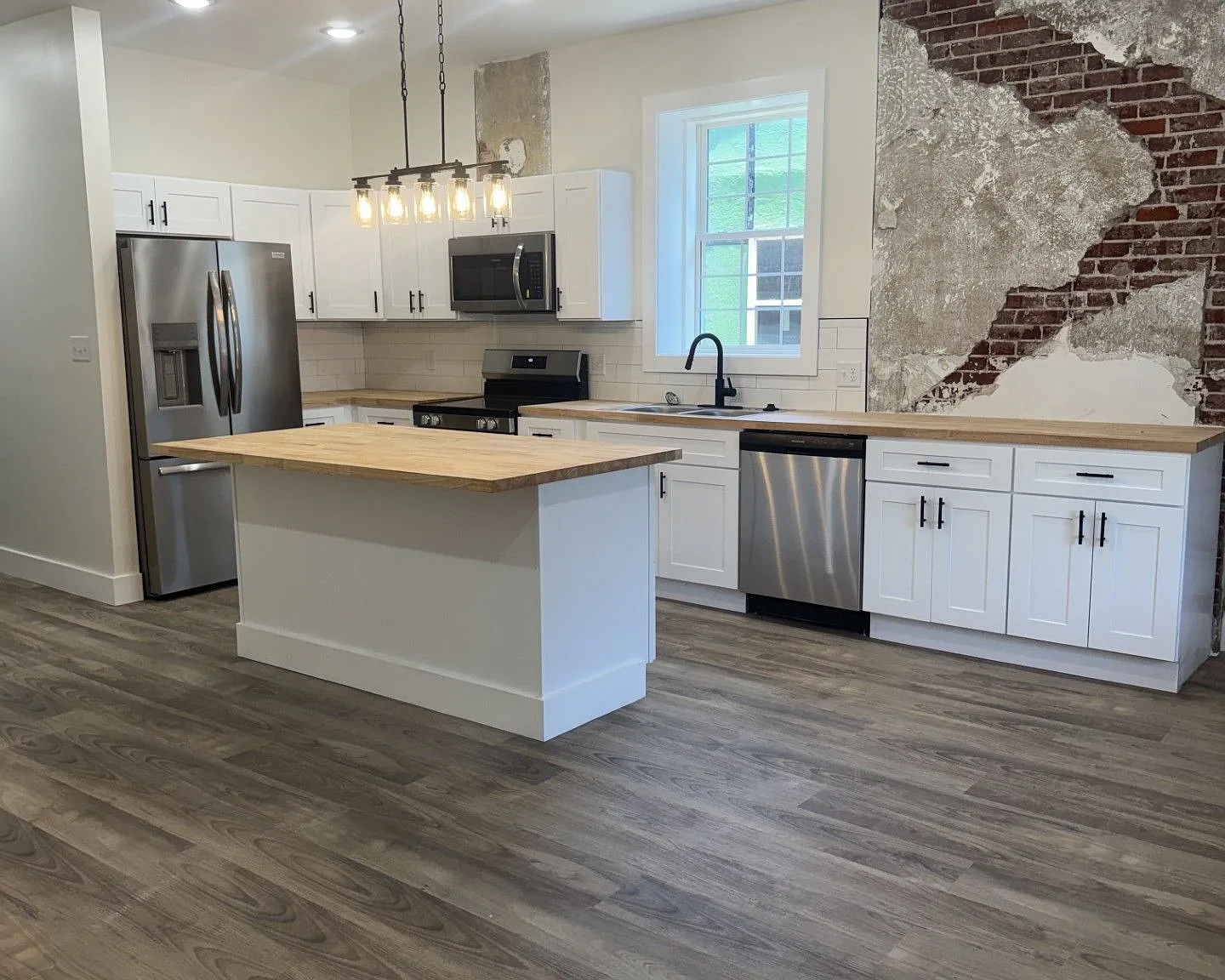 2 bed, 2.0 bath, $1,500 — Photo 2