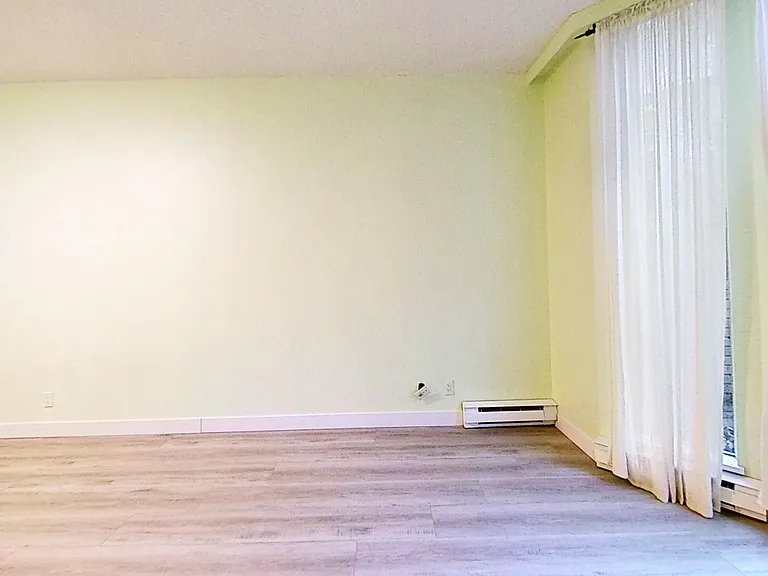 2668 Ash St #204 — Photo 3