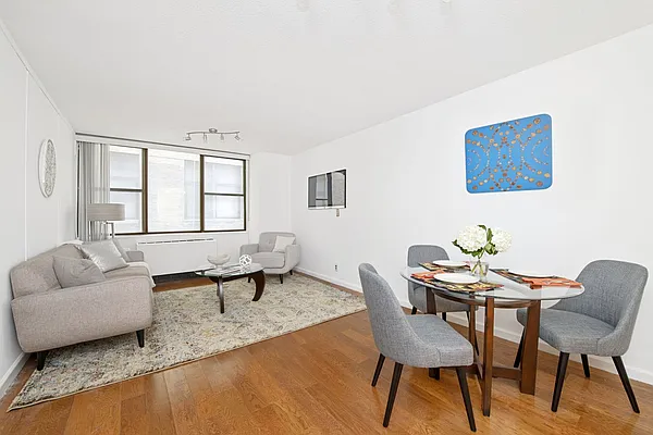 Sold by Compass | media 1