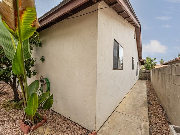 5th image of 8757 Jade Coast Dr
