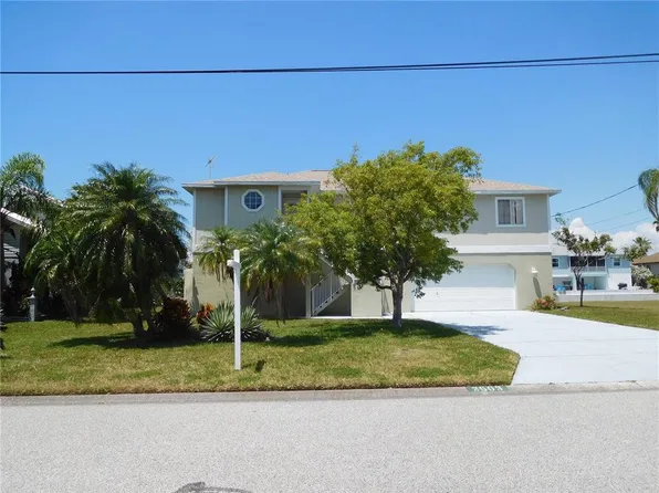 3503 Croaker Dr, Hernando Beach, FL 34607