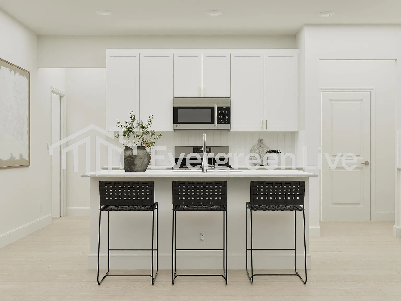 5 bed, 3.0 bath, 2460 sqft, $2,725 — Photo 4