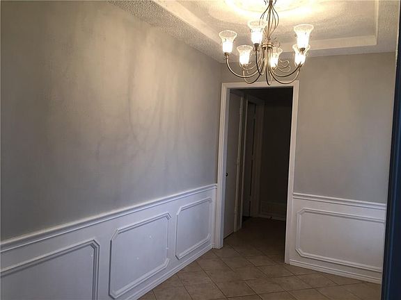 2nd image of 2422 Westpark Way Cir