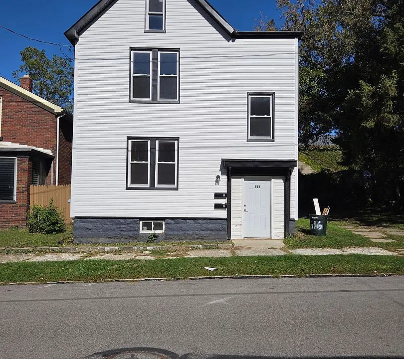 616 W 4th St #2