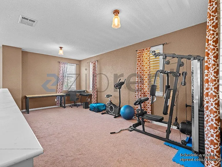 887 Hampton St — Photo 26