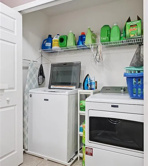 2438 Seven Oaks Dr — Photo 15