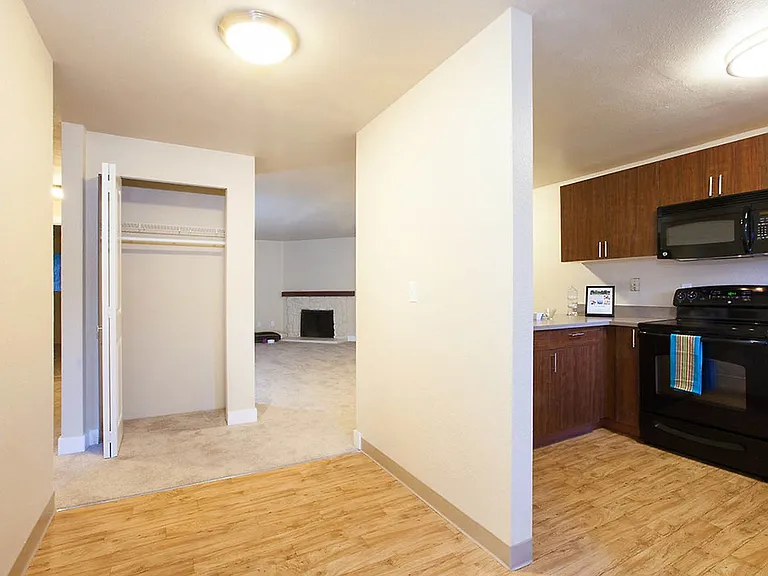 The Elliot at Mukilteo — Photo 14