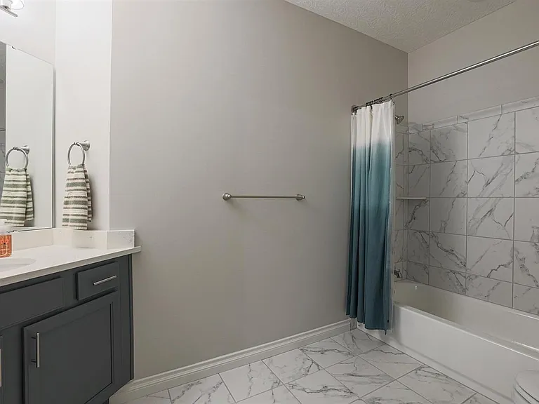 6733 Liberty Cir — Photo 22