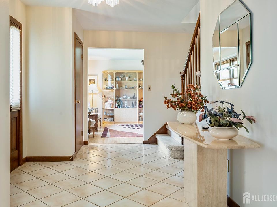 5 Sussex Rd, East Brunswick, NJ 08816 | MLS #2700835R | Zillow