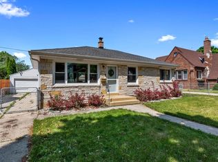 3319 S Dayfield Ave, Milwaukee, WI 53207