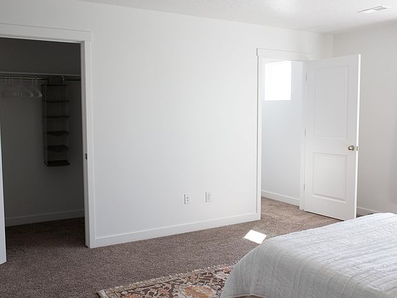 5th image of 3968 W Corn Patch Ave