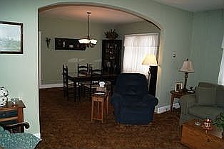 Living Room Into DR