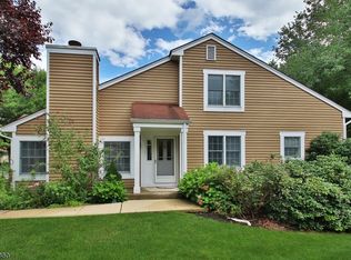 11 Eton Ct, Bedminster, NJ 07921