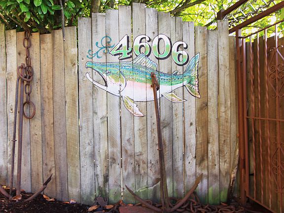2nd image of 4606 Marine View Dr