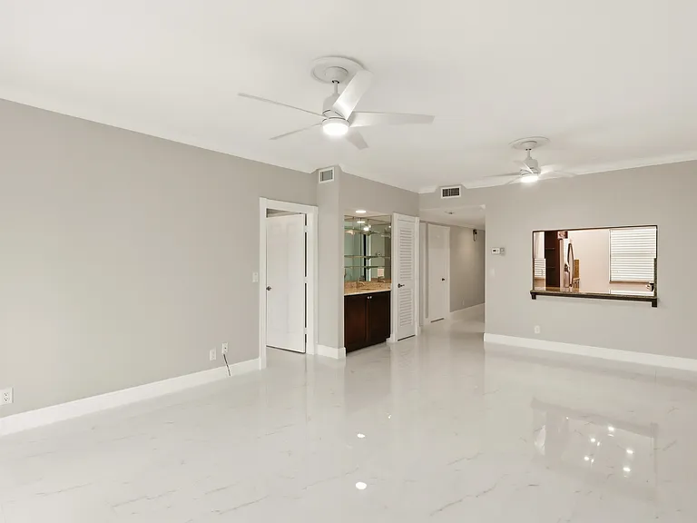 220 Lake Dr #206 — Photo 12