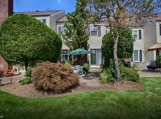 49 Galway Dr, Mendham, NJ 07945