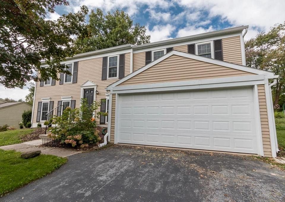 1st image of 440 Highland Dr