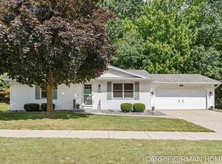 4158 Chasseral Dr NW, Comstock Park, MI 49321