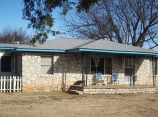 303 E Leslie St, Pauls Valley, OK 73075