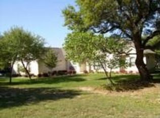 239 E Ridgewood Rd, Georgetown, TX 78633