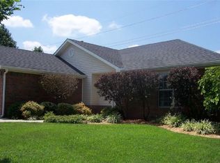 4812 Avondale Ln, Springdale, AR 72762