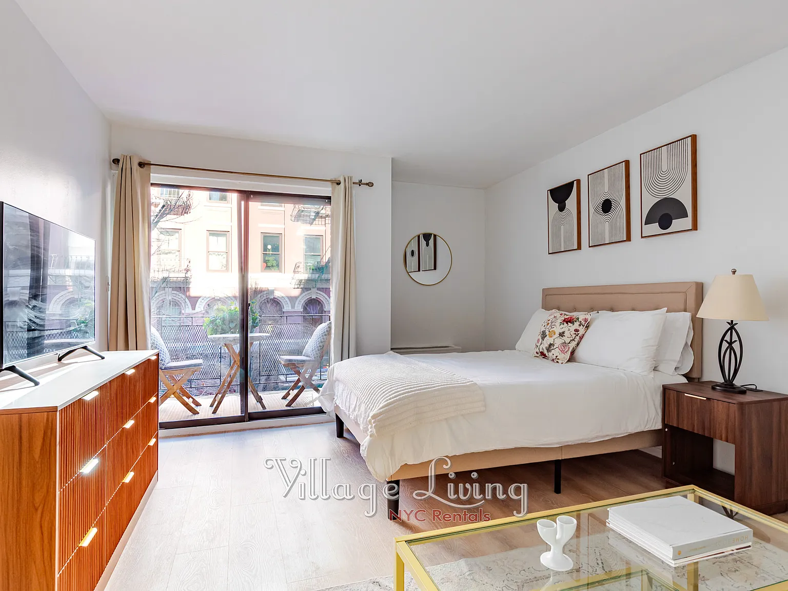 328 West 11th Street — Photo 1