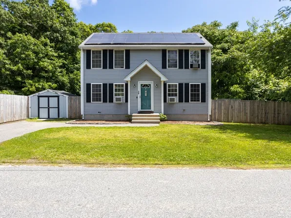 39 Old Onset Rd, Onset, MA 02558