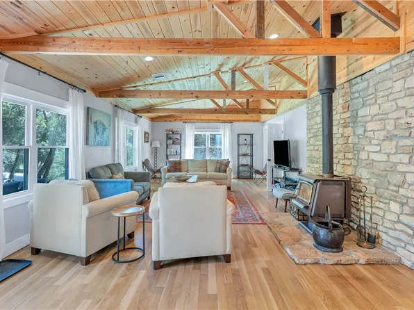 606 Deer Lake Cv, Wimberley, TX 78676
