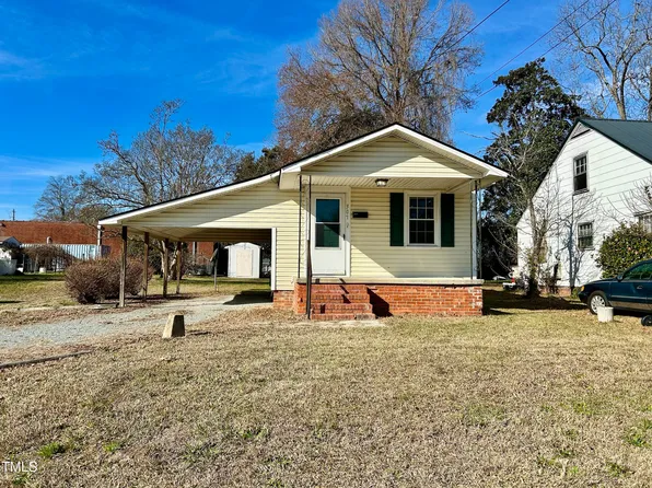 307 N Clinton Ave, Dunn, NC 28334