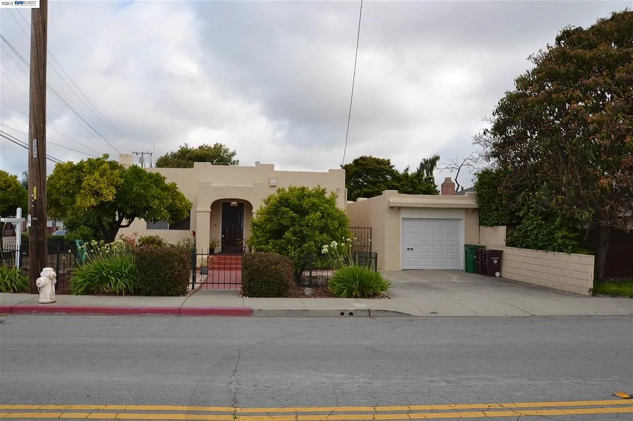 506 Cherry Way photo 1