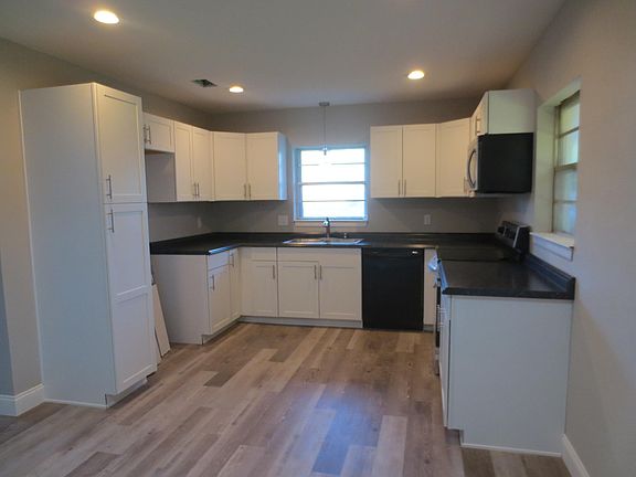 Large kitchen