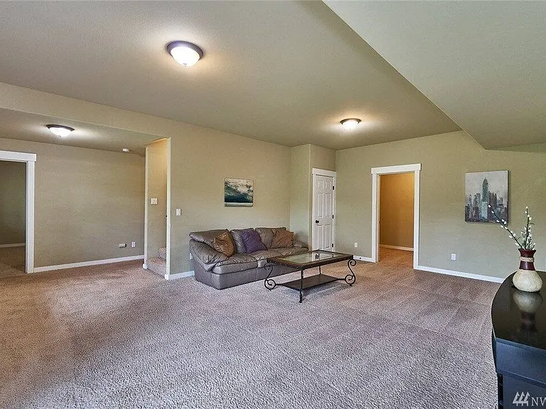 12442 SE 270th St — Photo 9