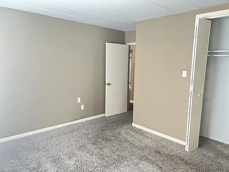 713 W Church St #11 — Photo 7