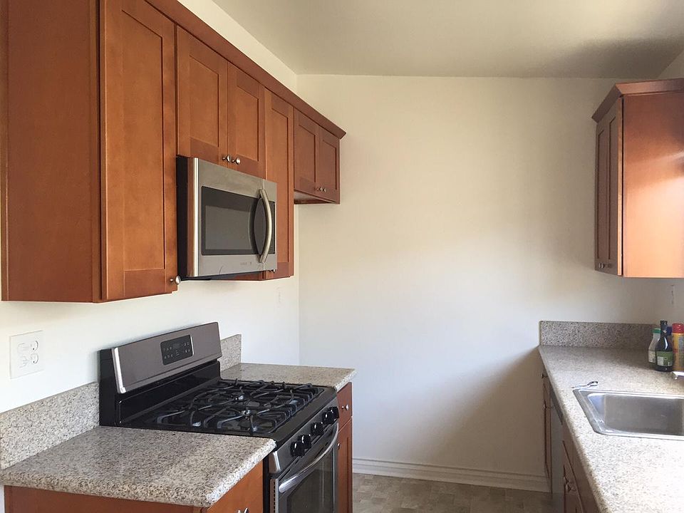 1st image of 3544 Garnet St APT 31