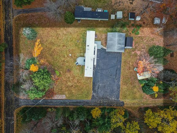 2nd image of 17440 Bear Lake Ln