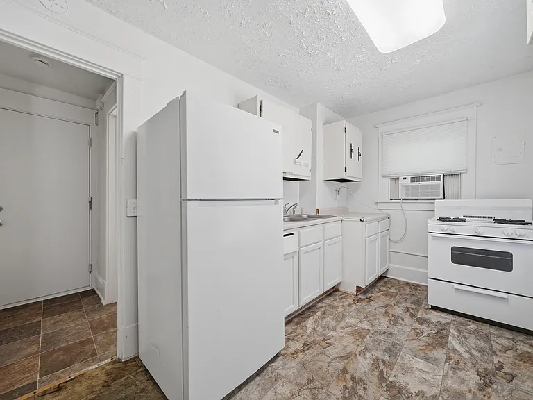 514 S 27th St #2 — Photo 2