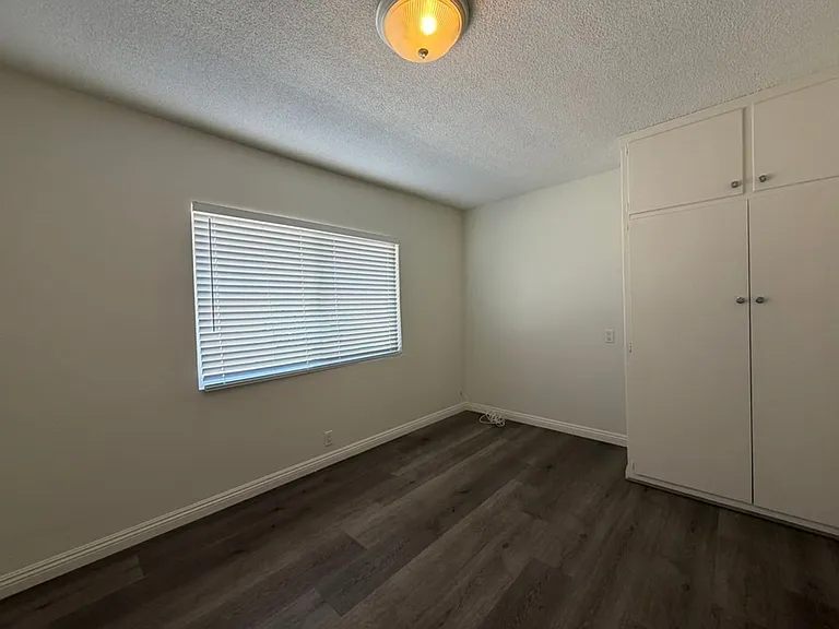 512 La Serena Dr — Photo 8