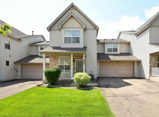 968 Heldt St, Chaska, MN 55318