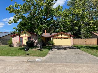2322 Windchime Dr, Grand Prairie, TX 75051