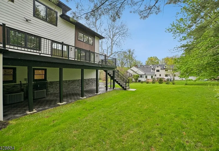 148 Great Hills Rd — Photo 39