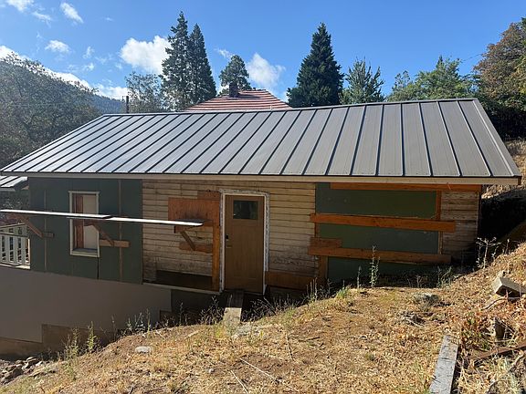 5th image of 5805 Castle Ave