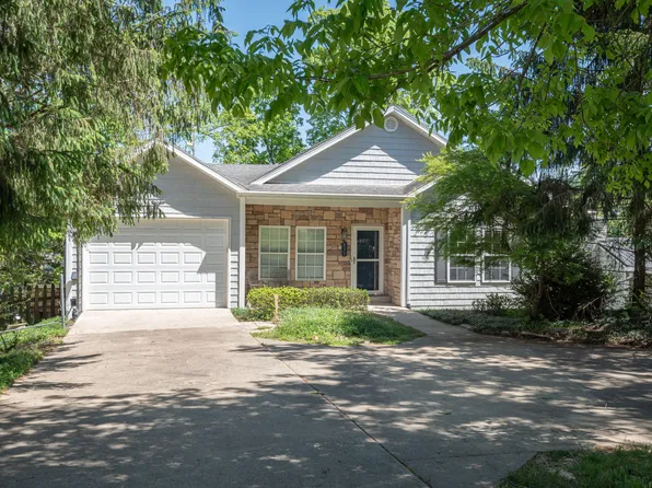 831 Hardin Hts, Harrodsburg, KY 40330